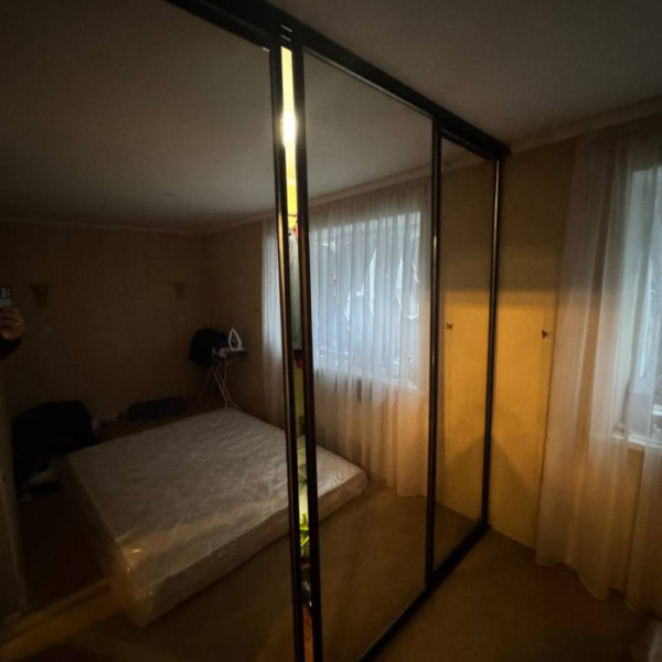 Фото Продается 2-х комнатная квартира в центре г. Луганска (площадь Героев ВОВ)