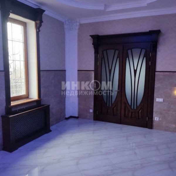 продам шикарный дом на МРЭО 550м2