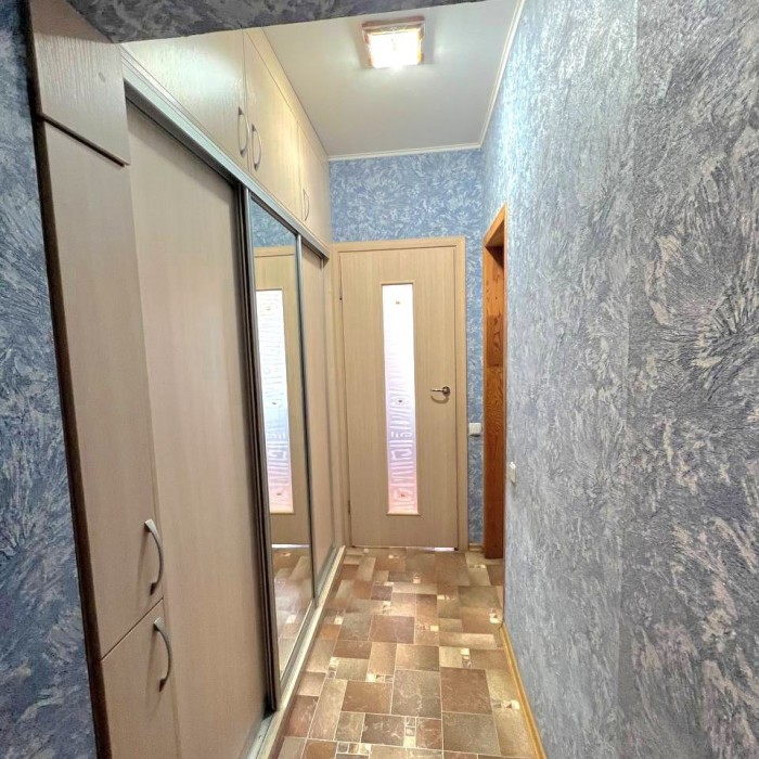 Фото Продам 4-к квартиру по улице Шевченко Т. Г. , Луганск
