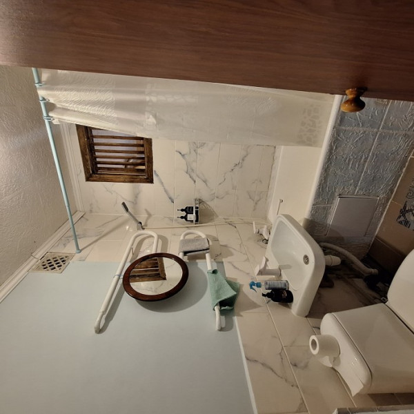 Фото Продам 2-х комн квартиру в г.Луганск ул.Челюскинцев