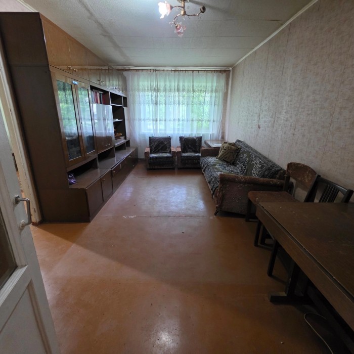 Фото Продам 3к кв. Комарова