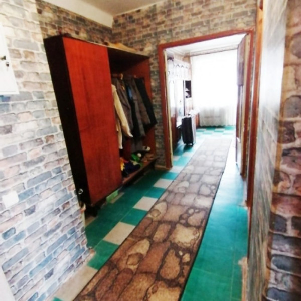 Фото № 7140 Продам 2х комн. квартиру в р-не маг. "Спорттовары"