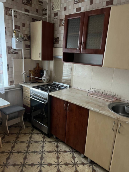 Фото Сдам 2-х комнатную квартиру на длительный срок (Брянка, Микрорайон 4)