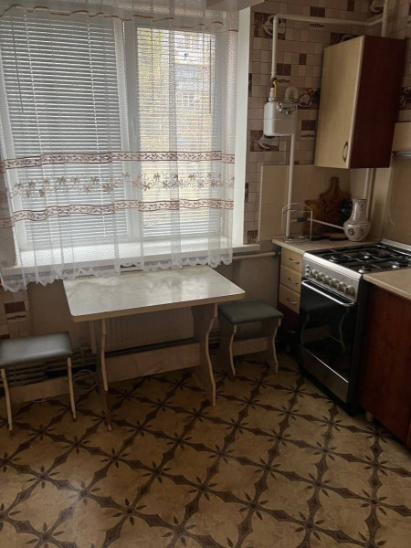 Фото Сдам 2-х комнатную квартиру на длительный срок (Брянка, Микрорайон 4)