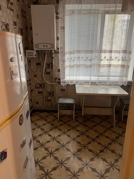 Фото Сдам 2-х комнатную квартиру на длительный срок (Брянка, Микрорайон 4)