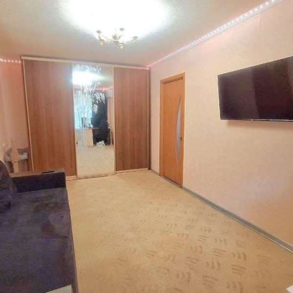 Фото Продам 2-комн квартиру на кв. Шевченко (парк Щорса) г. Луганска