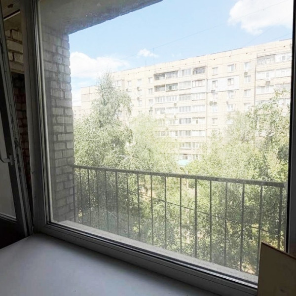 Фото 7447 Продам 1 комн. квартиру в р-не маг. "Фабрика"