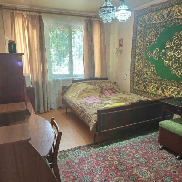 Фото Продам 2-комн. квартиру на кв. Левченко, г. Луганск.