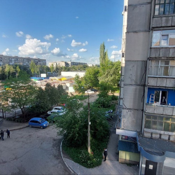 Продам 3х комнатную квартиру на кв . 50 лет Октября