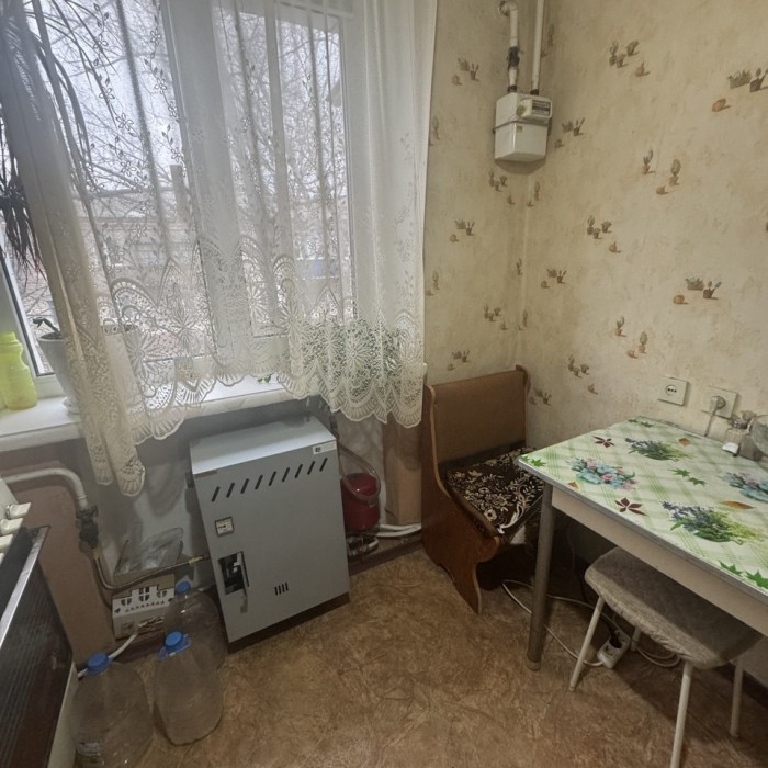 Фото Сдам 2-к квартиру в Станице Луганской на кв. Молодежный, 2/2 эт. , с автономным отоплением