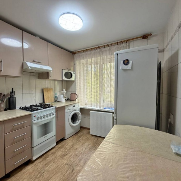 Фото Продам 1-комн. кв. 50 лет Октября, р-н кафе «Печь»