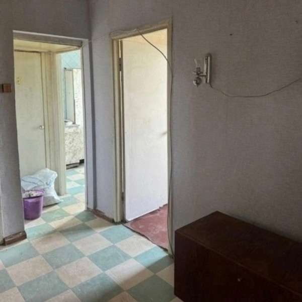 № 6152 Продам 3х комн. квартиру в Перевальске