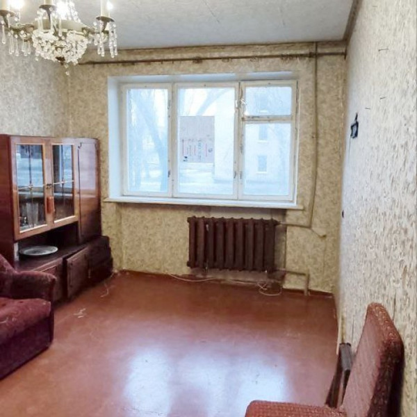 Фото Продам 3- х комнатную квартиру на кв. 50 лет Октября 1/5 эт.