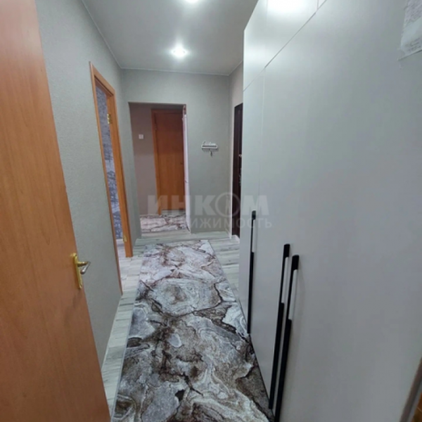 Продам 2к квартиру на кв. Заречный 3/9эт