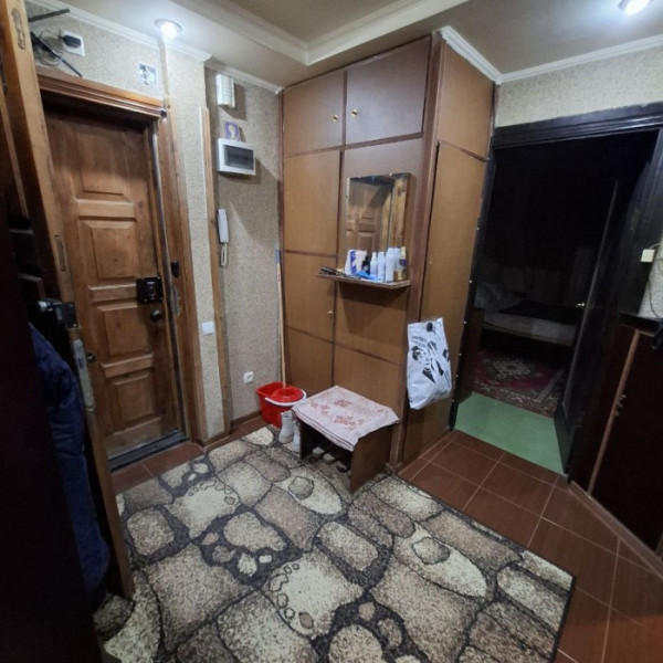 Продам 3-х комн. квартиру на кв. Гагарина