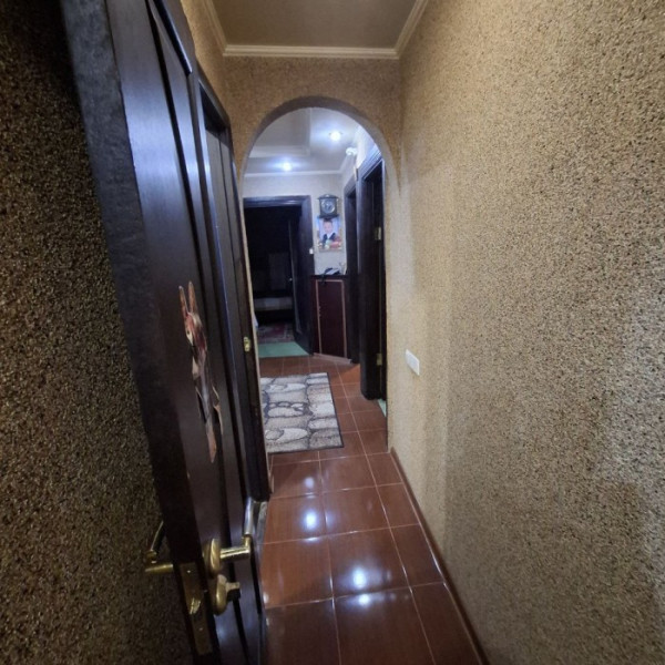 Фото Продам 3-х комн. квартиру на кв. Гагарина