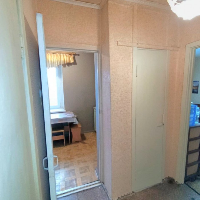 Фото Продам 1-к квартиру на городке з-да ОР (Курская дуга), Жовтневый р-н, г. Луганск.