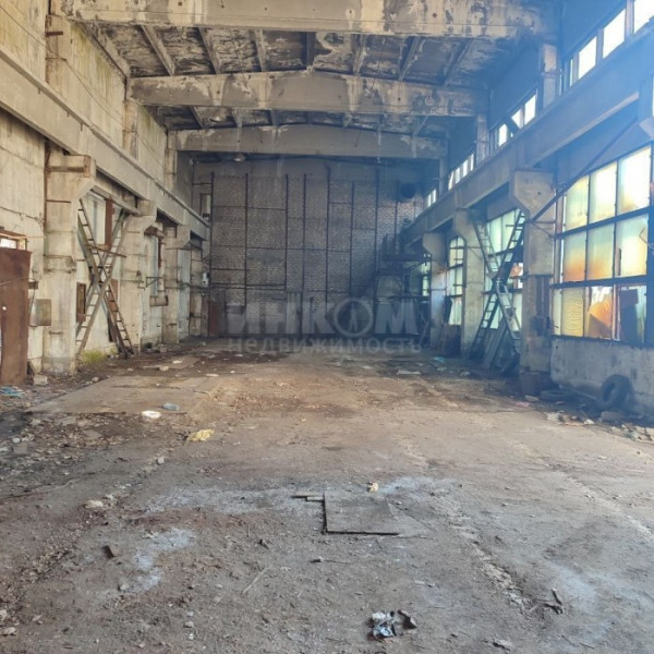 Фото Продам помещения 22.200 м2 в городе Луганск.