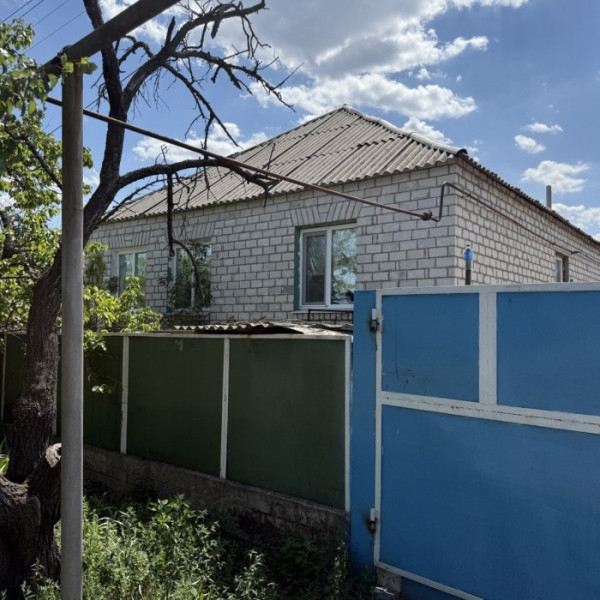 Фото Продам дом в Станице Луганской, площадью 81 м2