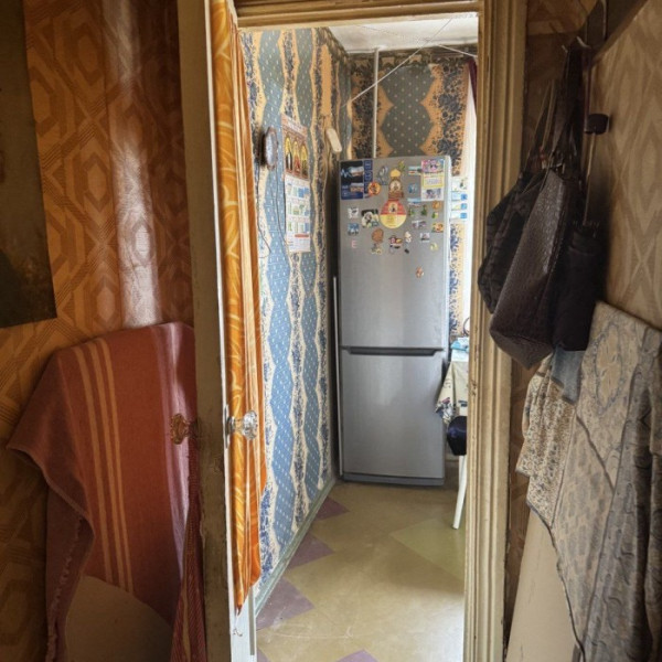 Фото Продам 2-х комнатную квартиру на площади Обороны , район 39 школы