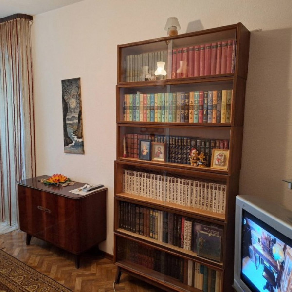 Фото Продам 3-комнатную квартиру кв. Комарова, этаж 10/12