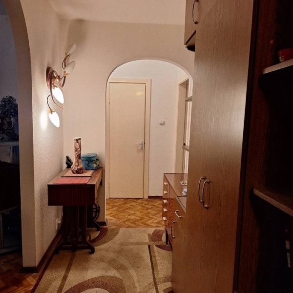 Фото Продам 3-комнатную квартиру кв. Комарова, этаж 10/12