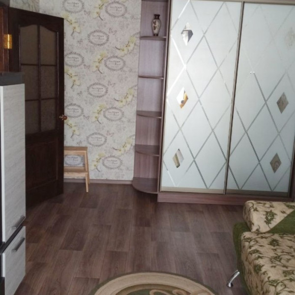 Фото № 7076 Продам 1 комн. квартиру в р-не маг. "Бамбини"