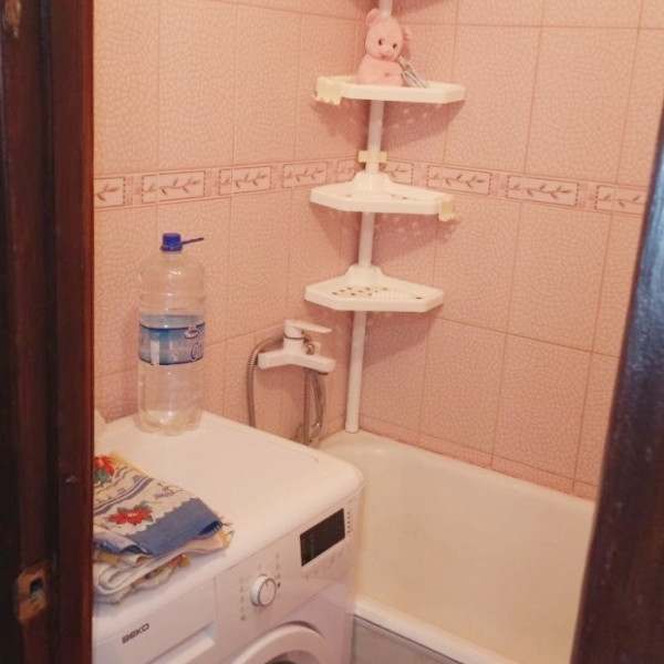 Фото № 7076 Продам 1 комн. квартиру в р-не маг. "Бамбини"