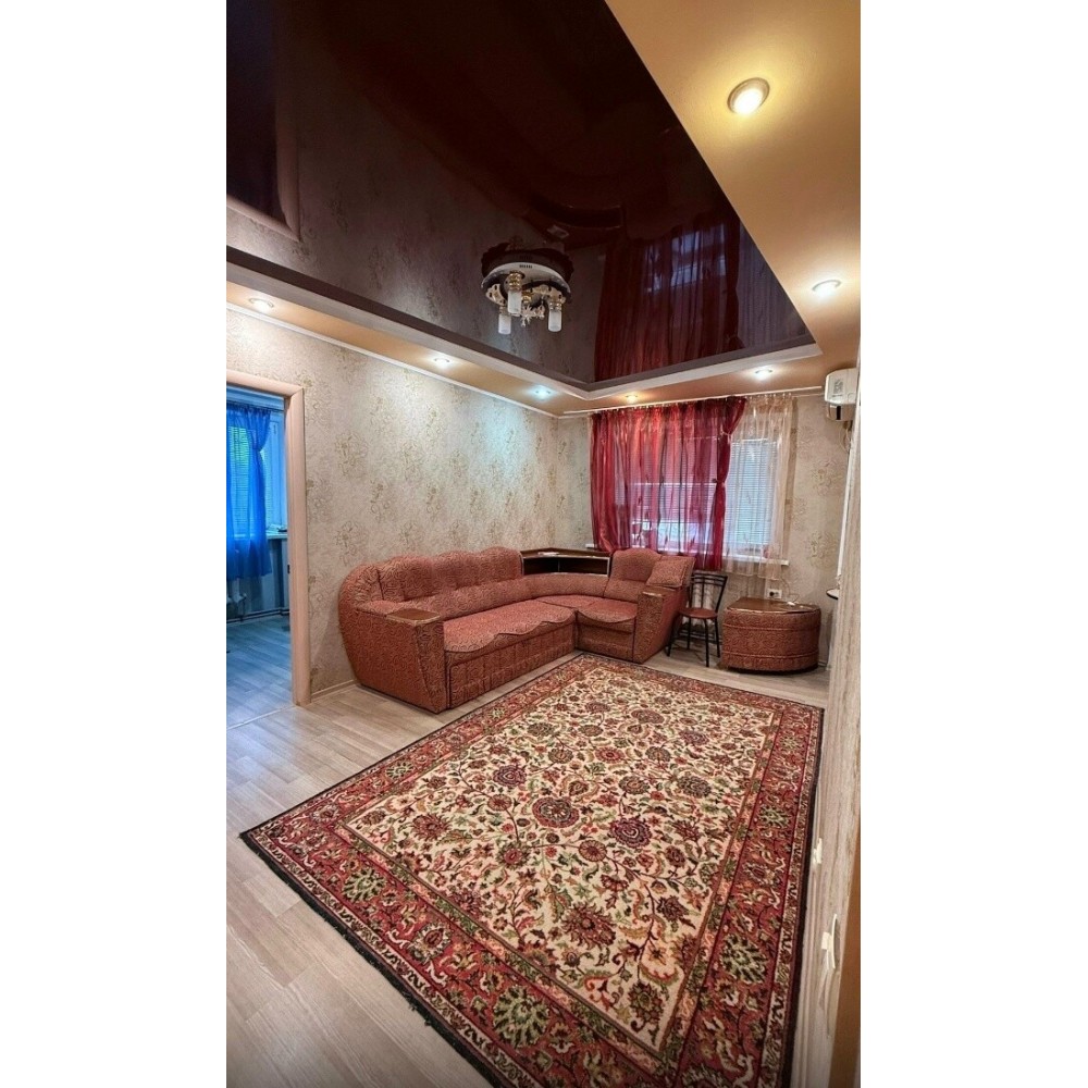 2-комн. квартира, кв-л Димитрова 26