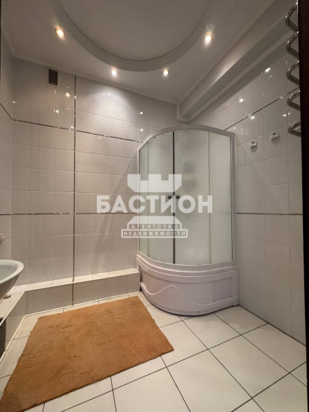 Фото 2-х комнатная квартира, ул. Ленинградская 50, ID:2103111