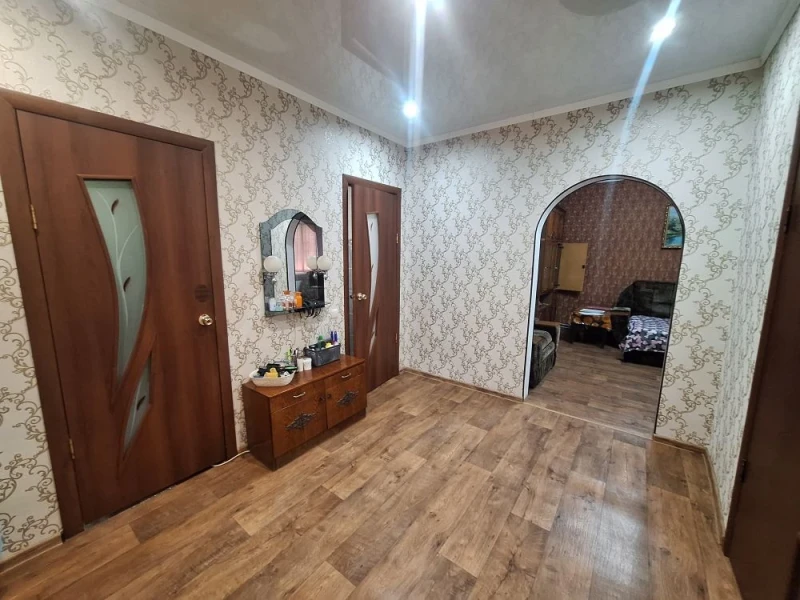 Фото Продаётся 3-комнатный дом в городе Брянка (Криворожье), ул. Суворова.