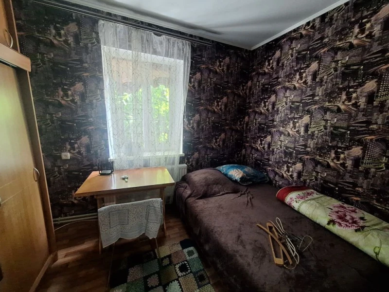 Фото Продаётся 3-комнатный дом в городе Брянка (Криворожье), ул. Суворова.