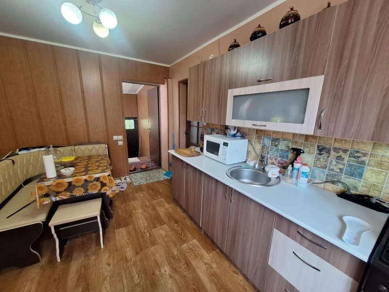 Фото Продаётся 3-комнатный дом в городе Брянка (Криворожье), ул. Суворова.