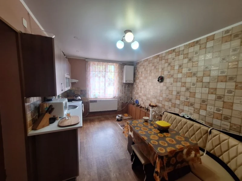 Фото Продаётся 3-комнатный дом в городе Брянка (Криворожье), ул. Суворова.