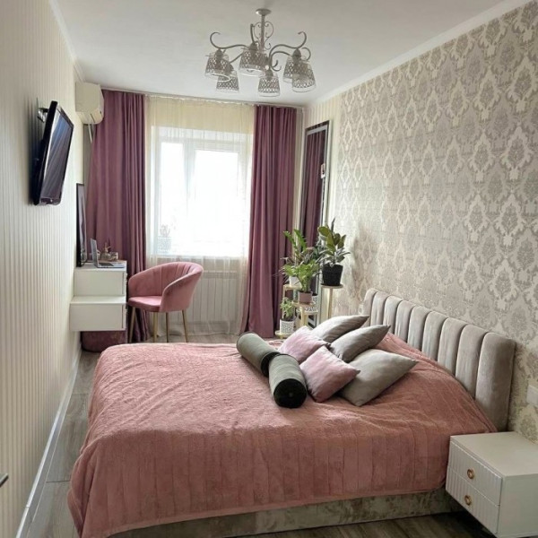 Фото Продам 3к квартиру на Городке ОР, 30-й квартал г. Луганск.