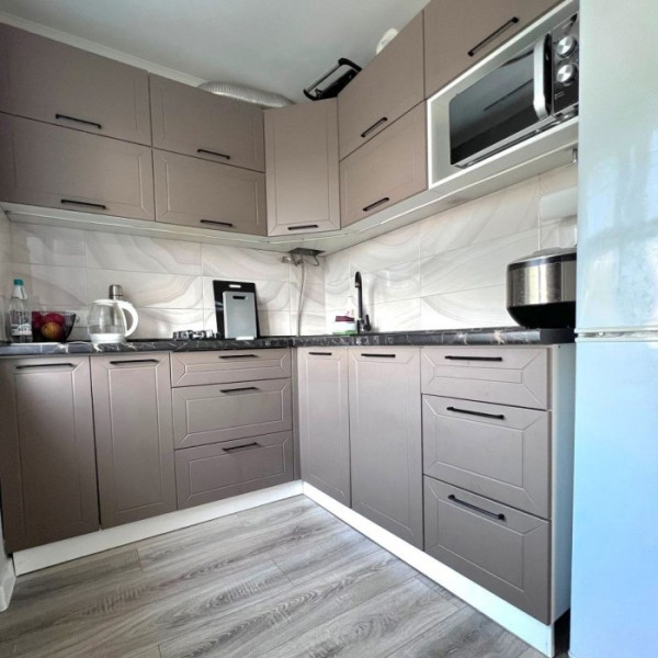 Фото Продам 3к квартиру на Городке ОР, 30-й квартал г. Луганск.