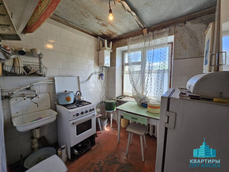 Фото Продается доля в квартире из 2х комнат, изолированная планировка кв. 50 лет Октября