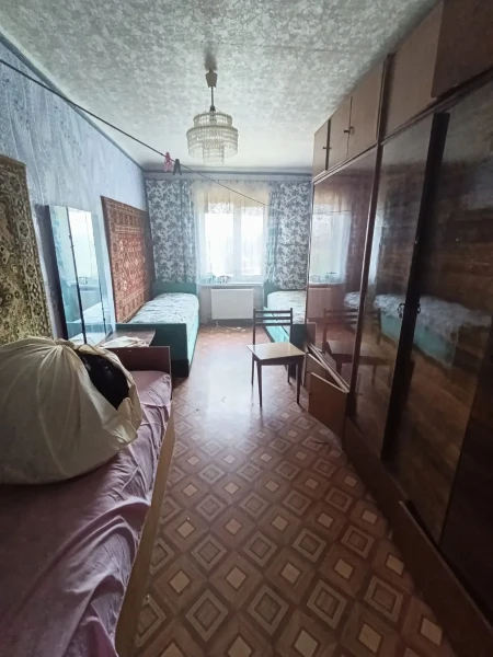 Фото Продаётся 2-комнатная квартира в городе Брянка, пл. Ленина, д. 11