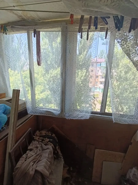 Фото Продаётся 2-комнатная квартира в городе Брянка, пл. Ленина, д. 11