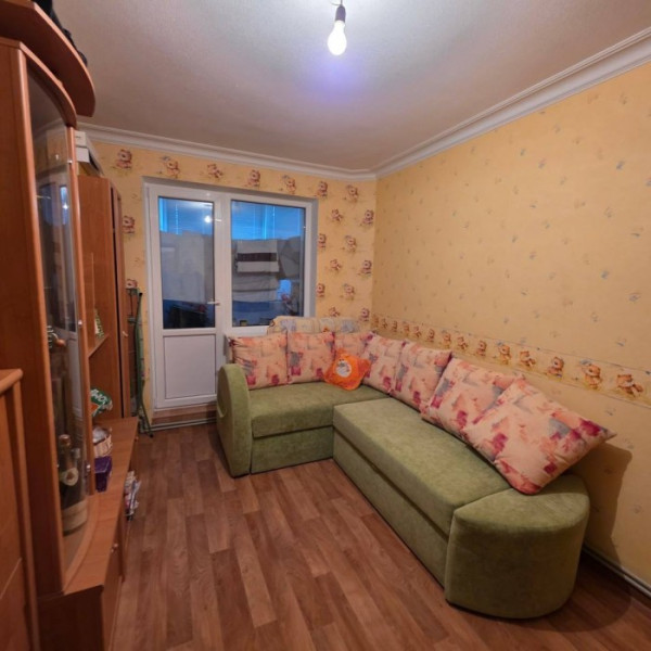 Фото Продам 4-х комн квартиру с АО в г.Луганск кв. Мирный