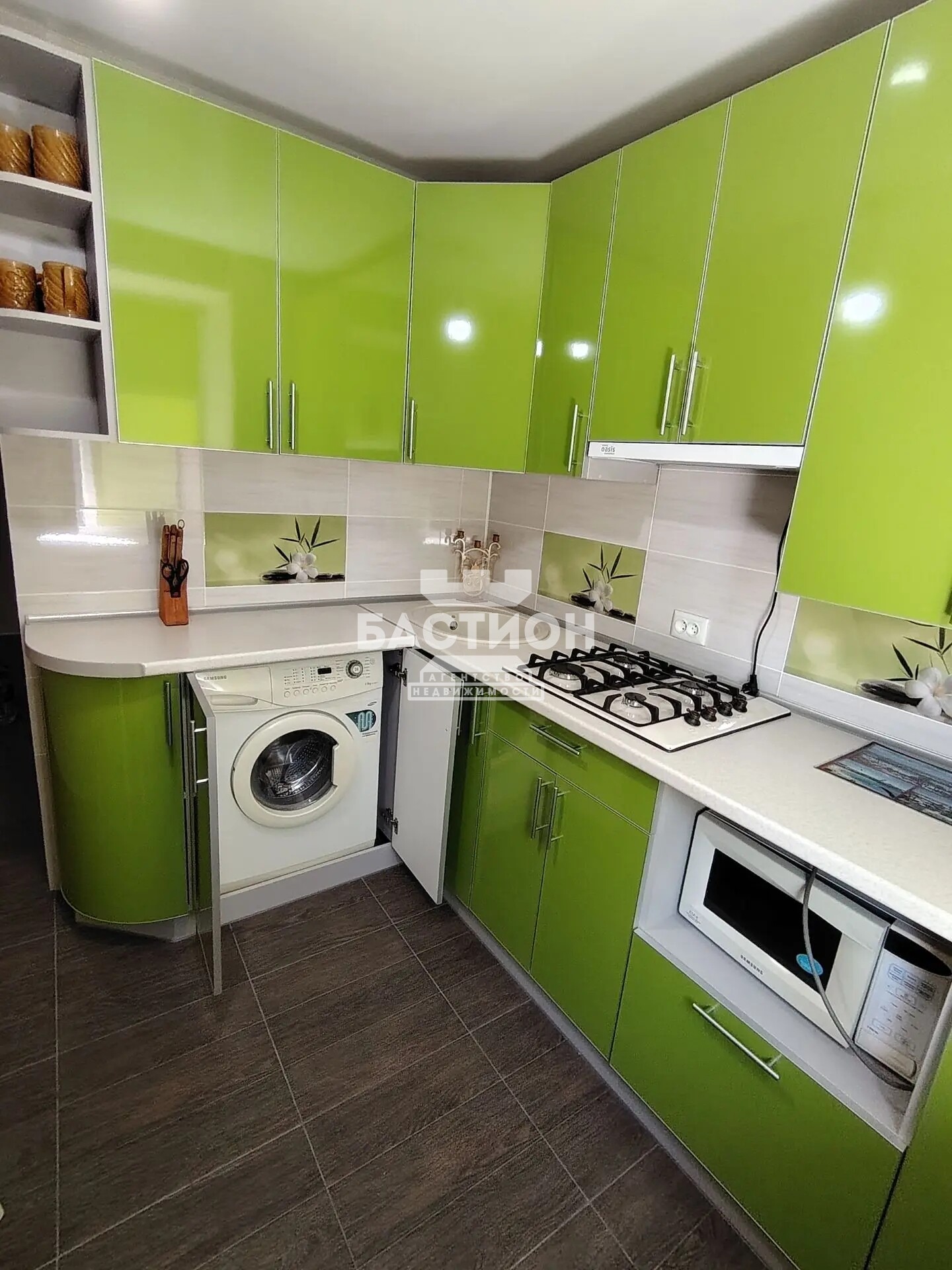2-х комнатная квартира, квартал Луганский , 13, ID:2240390