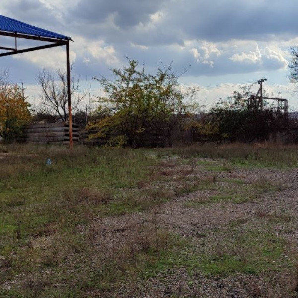 Фото Продам участок 1Га в городе Антрацит, ЛНР
