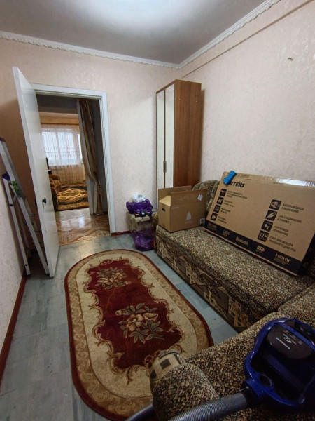 Фото Продаётся трёхкомнатная квартира, 53,7 м²