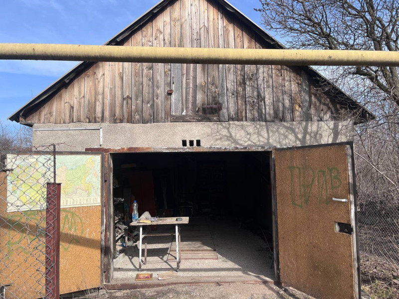 Фото №737 Продаётся ДОМ, г. Перевальск, ул. Ижевского, р-н парка культуры Воровского.