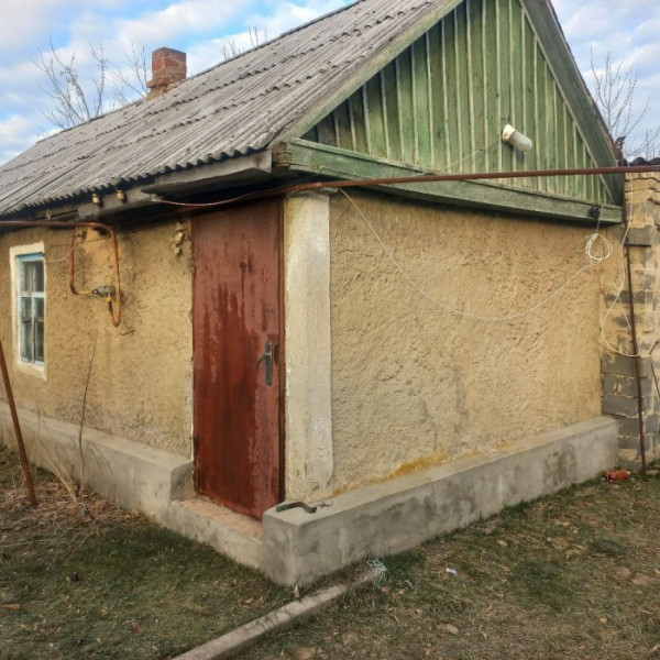 Фото Продам флигель с участком в Станично-Луганском районе,, п Ольховое, ул. Братьев Маховых