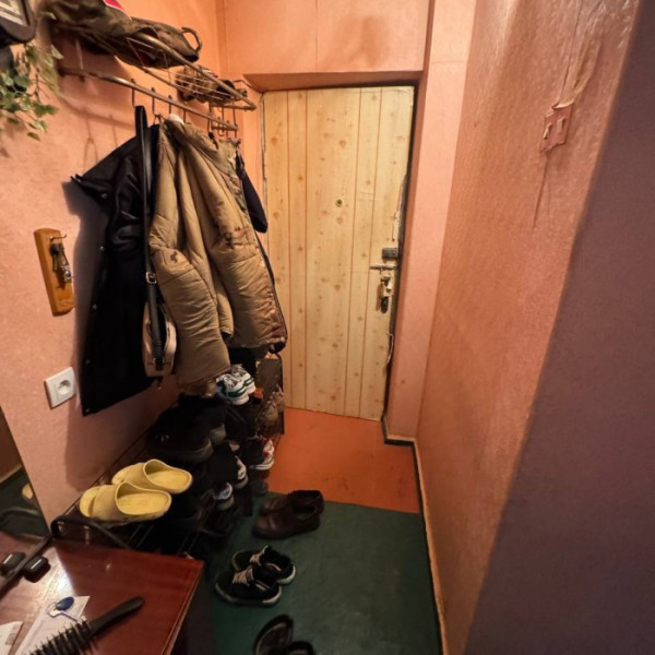 Фото Продам 1 комнатную квартиру кв. Солнечный