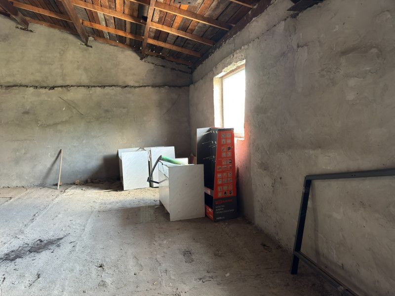 Фото СДАМ СКЛАДСКИЕ ПОМЕЩЕНИЯ (г. Стаханов, ул. Октябрьская)