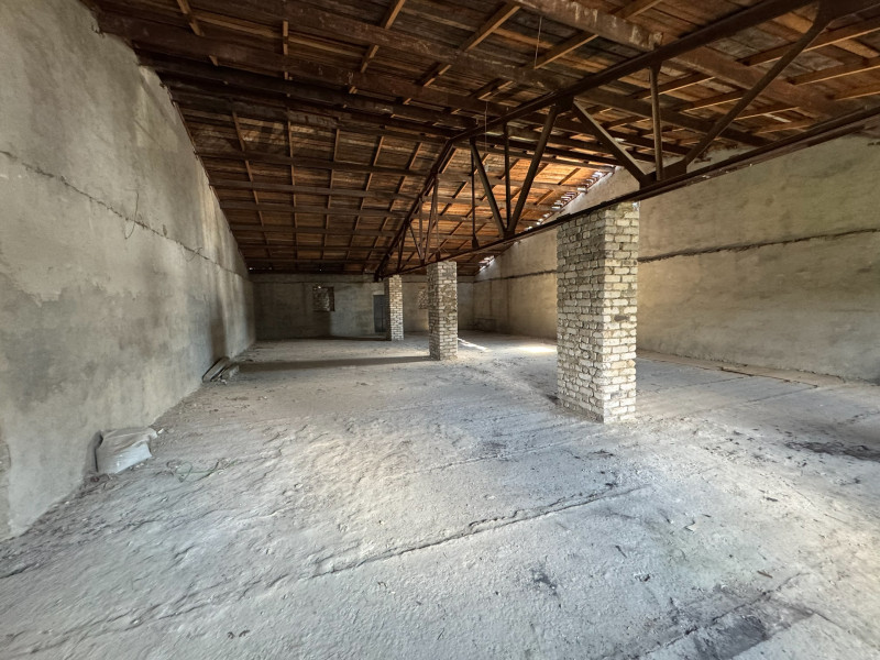 Фото СДАМ СКЛАДСКИЕ ПОМЕЩЕНИЯ (г. Стаханов, ул. Октябрьская)