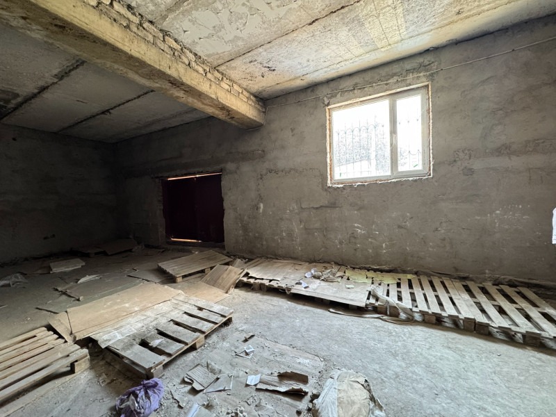 Фото СДАМ СКЛАДСКИЕ ПОМЕЩЕНИЯ (г. Стаханов, ул. Октябрьская)