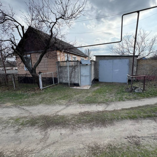 Продам дом в с. Валуйское, Станица-Луганская